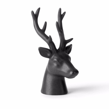 Venado negro de madera (40 cm)